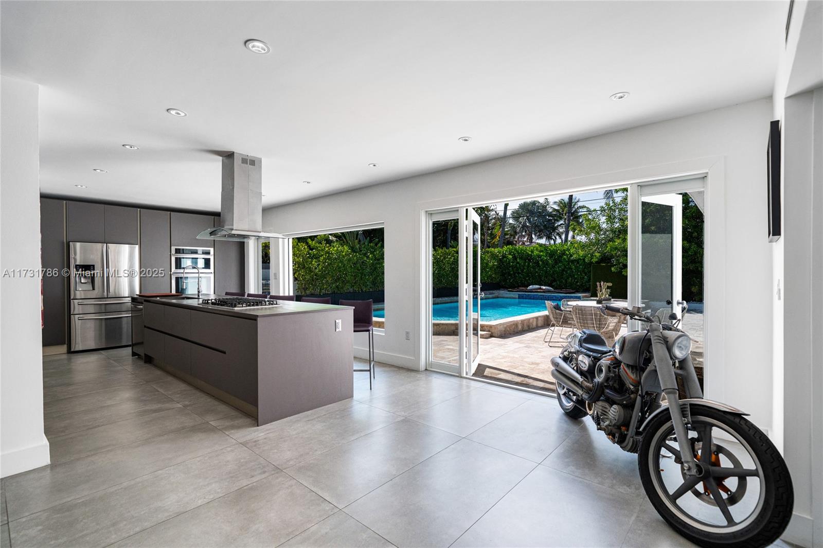 NORMANDY GOLF COURSE - Residential