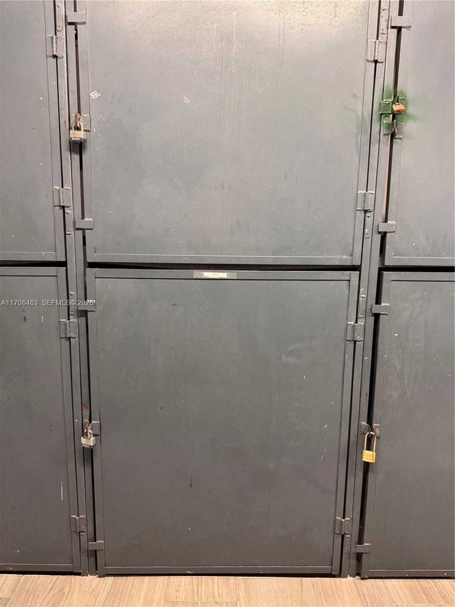 PLAZA OF AMERICAS CONDO P - Residential