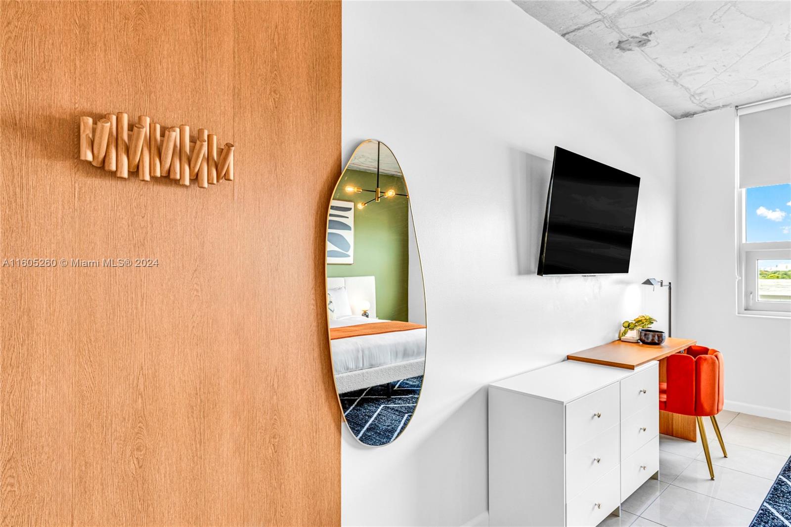 MIDBLOCK MIAMI CONDO - Residential Lease