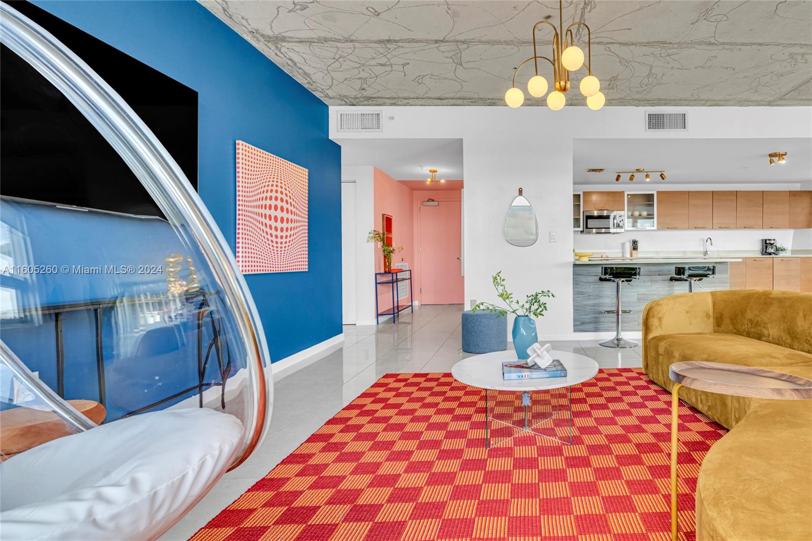 MIDBLOCK MIAMI CONDO - Residential Lease