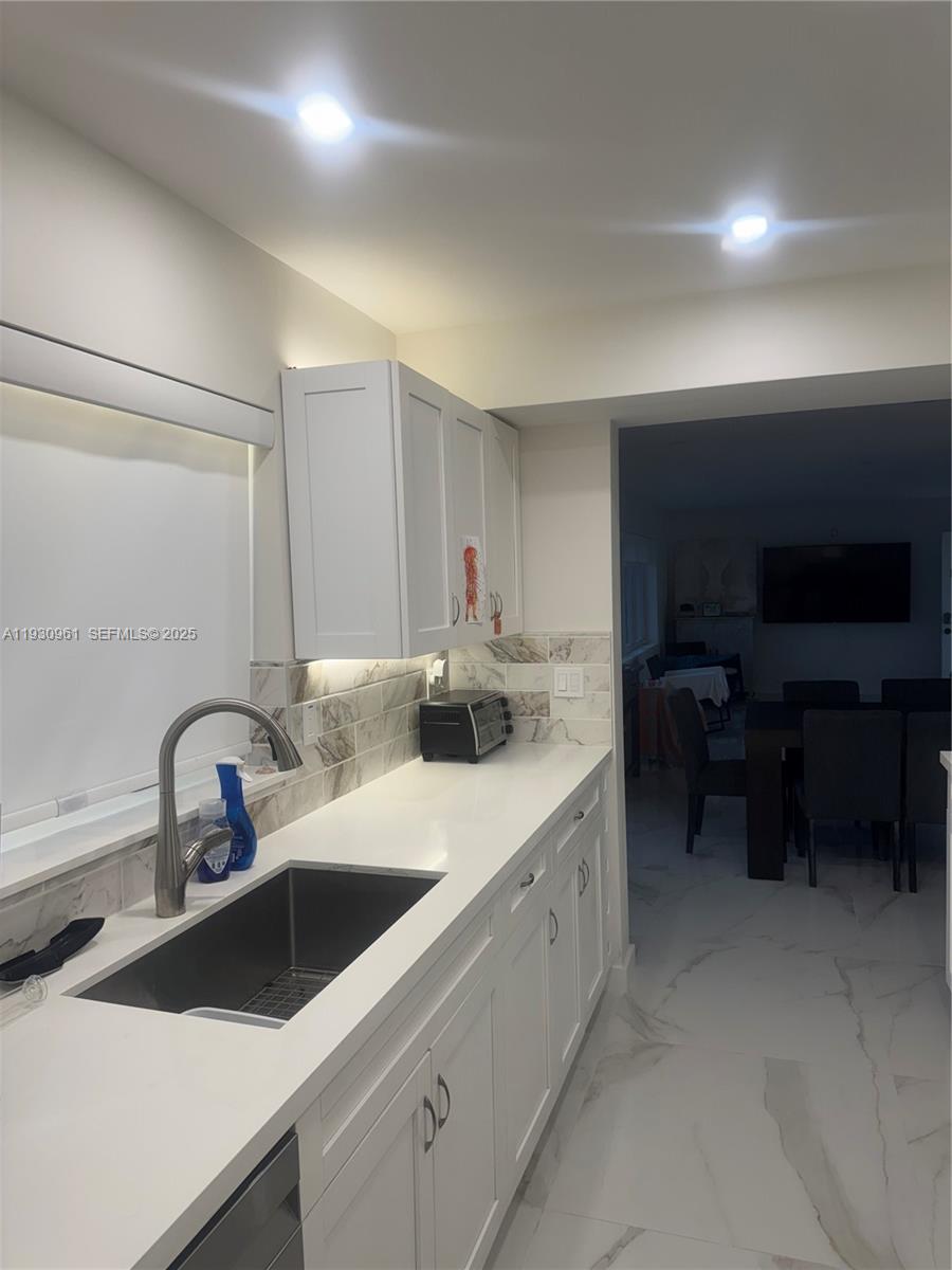 EASTERN SHORES PALO ALTO - Residential Lease