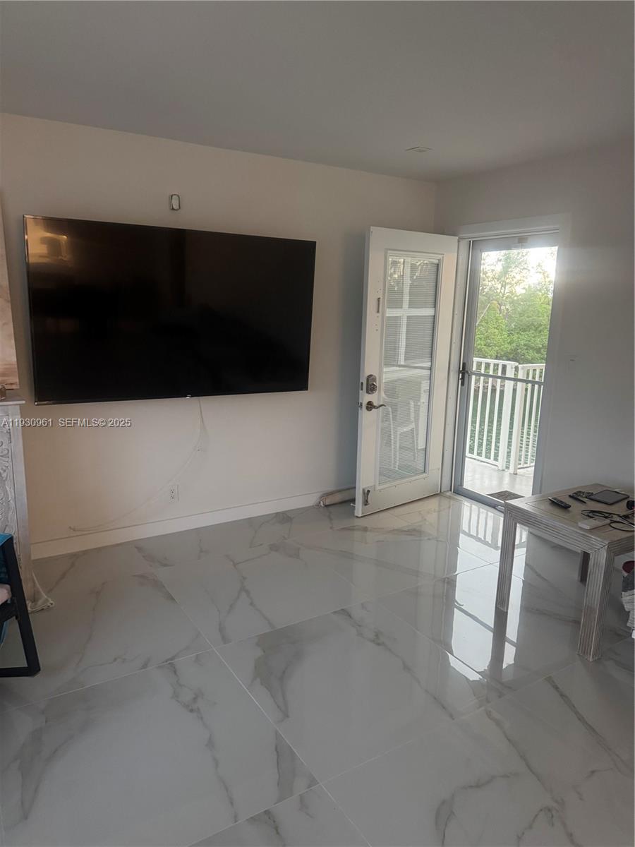 EASTERN SHORES PALO ALTO - Residential Lease