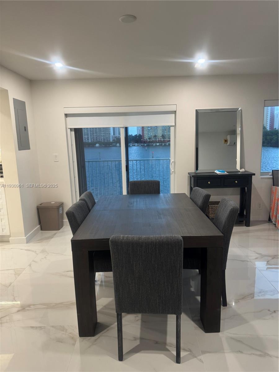 EASTERN SHORES PALO ALTO - Residential Lease