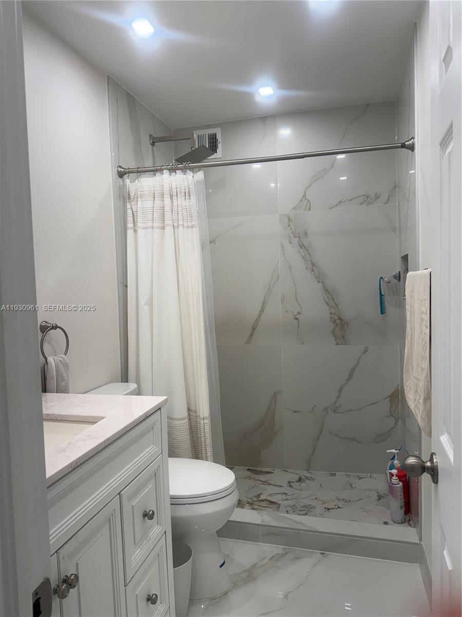 EASTERN SHORES PALO ALTO - Residential Lease