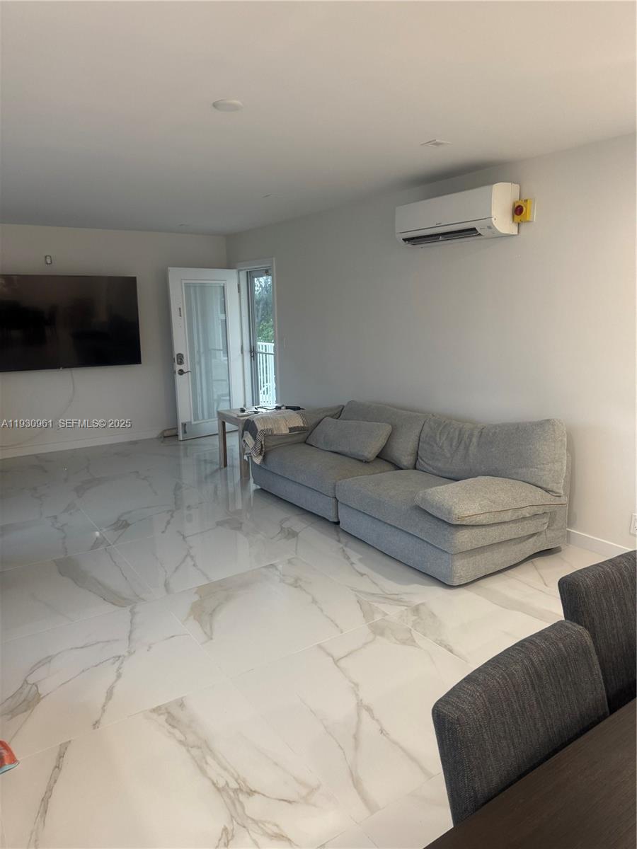 EASTERN SHORES PALO ALTO - Residential Lease