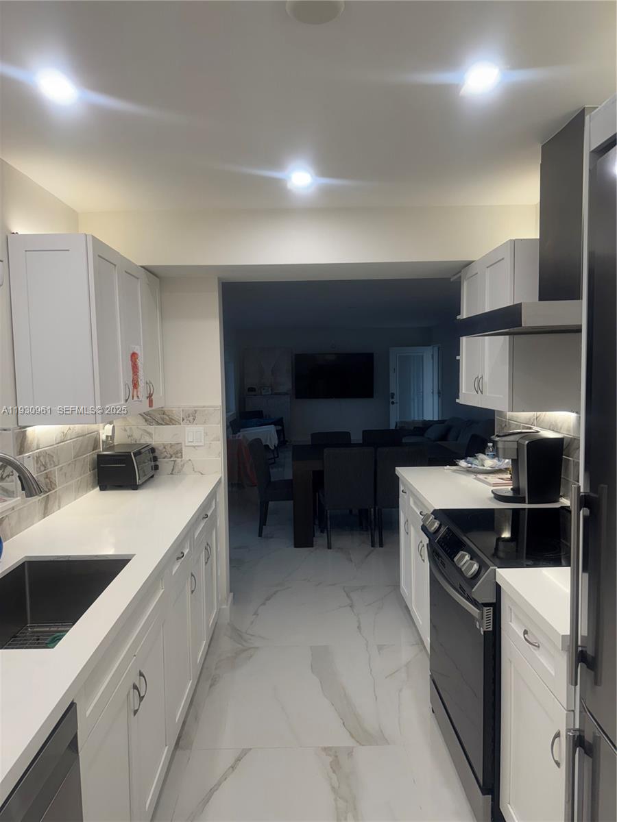 EASTERN SHORES PALO ALTO - Residential Lease