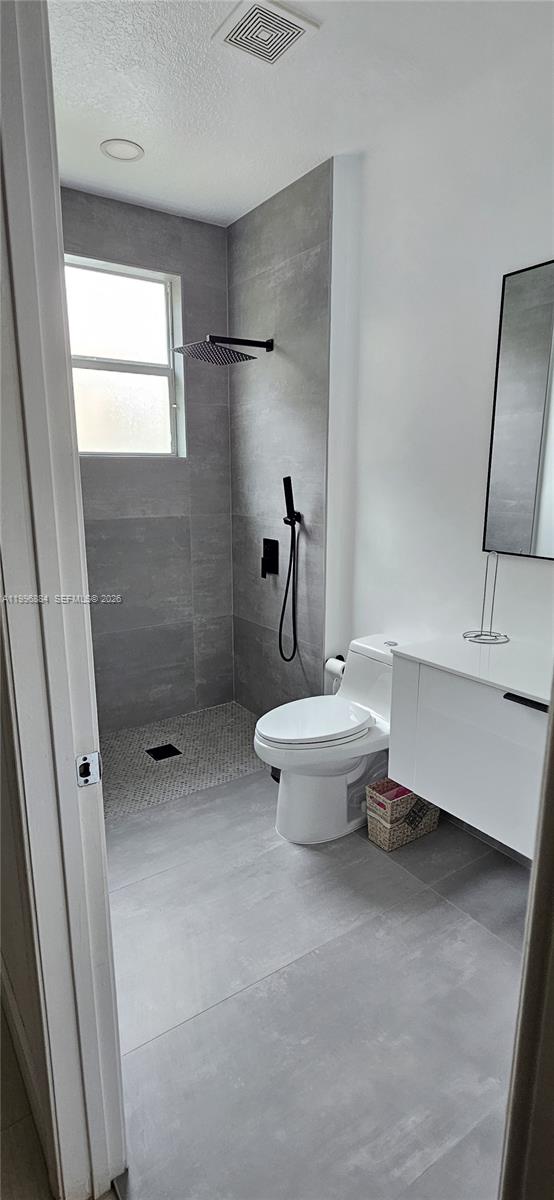 EL-AD VILLAGGIO CONDO BLD - Residential Lease