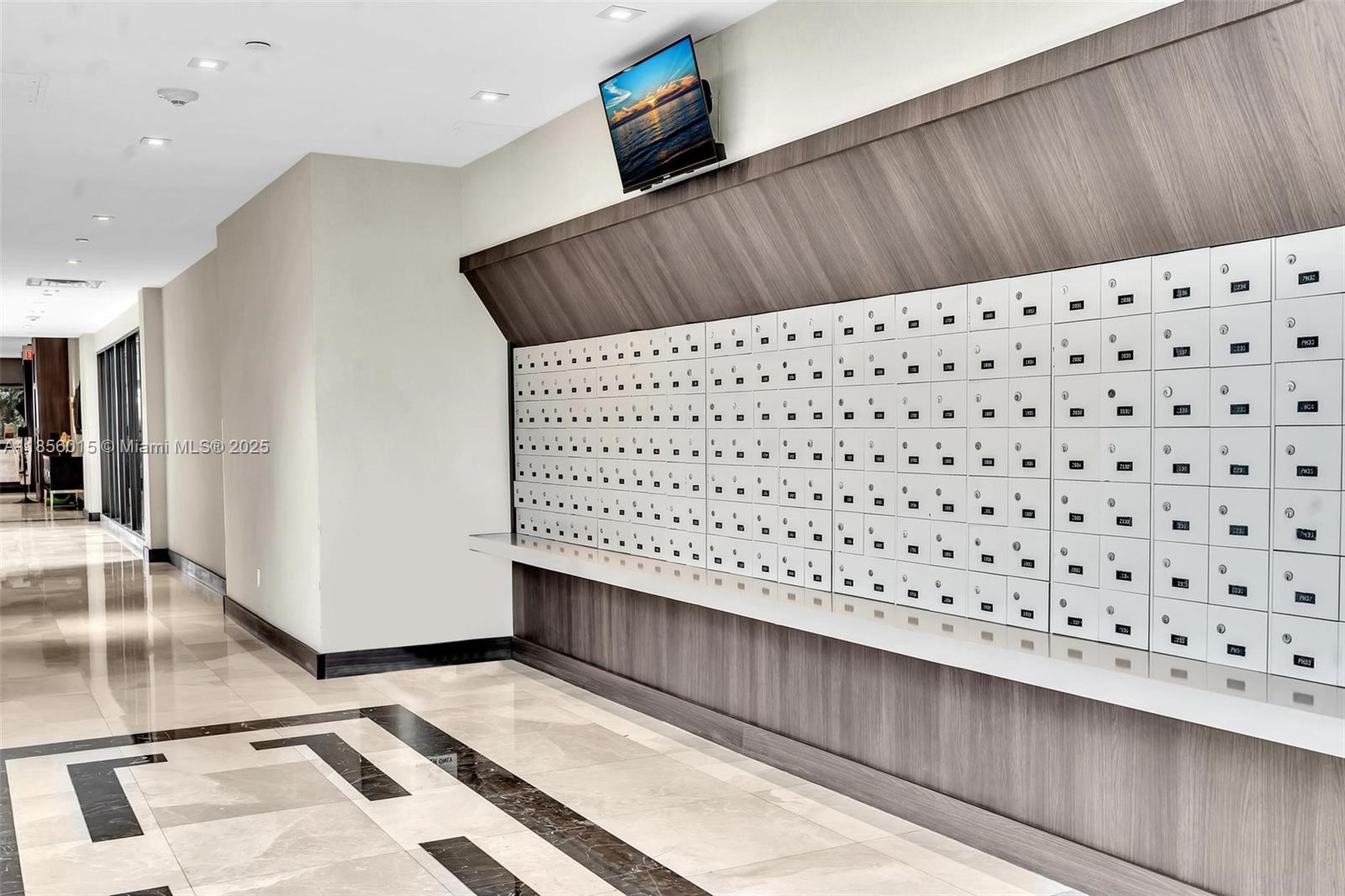 WATERVIEW CONDO - Residential Lease