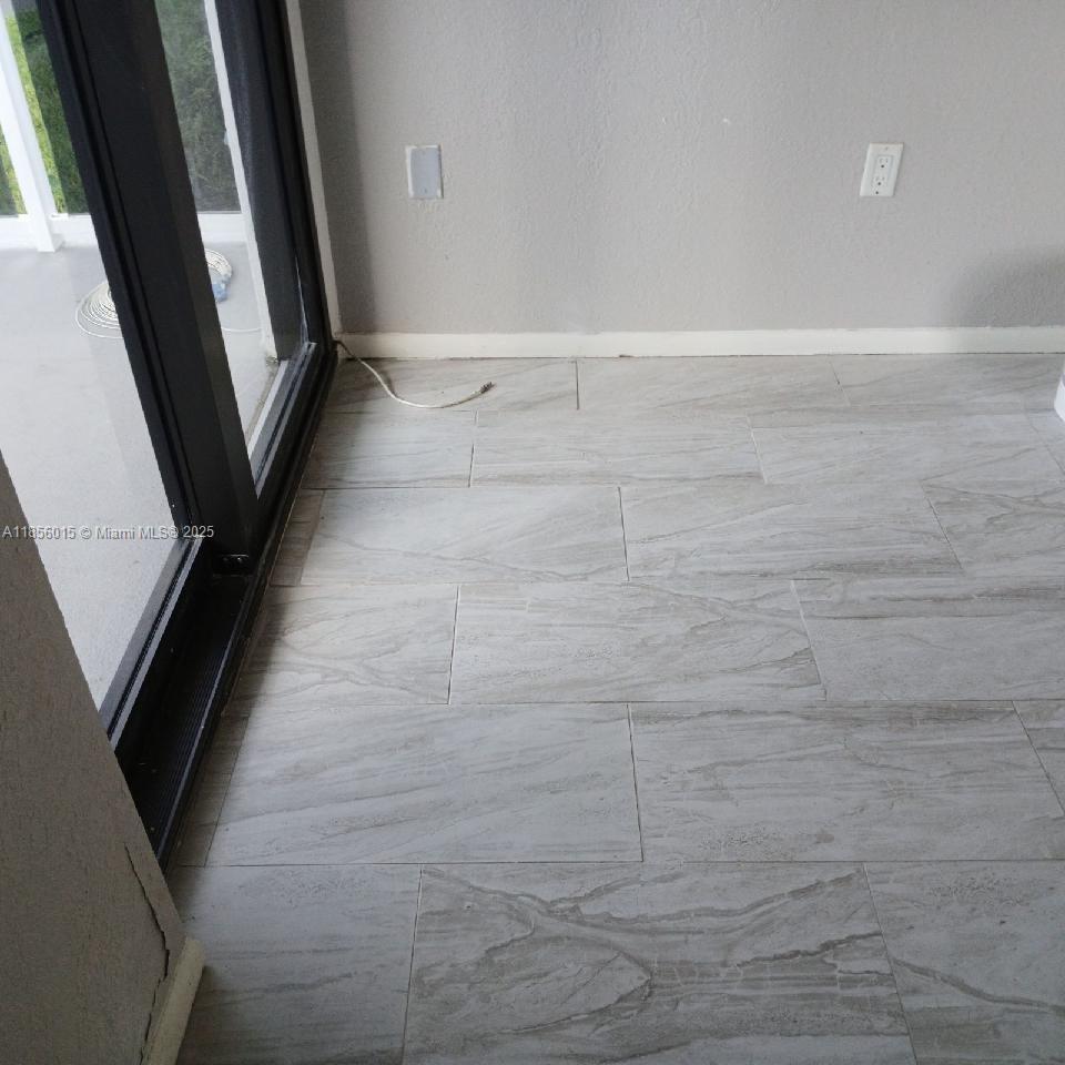 WATERVIEW CONDO - Residential Lease