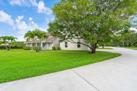 Tiny photo for 5703 Lago Del Sol Dr, Lake Worth, FL 33449 (MLS # A12042514)