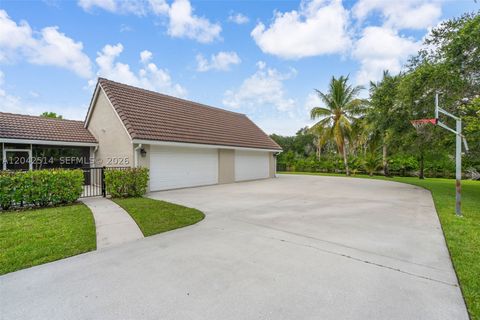 Tiny photo for 5703 Lago Del Sol Dr, Lake Worth, FL 33449 (MLS # A12042514)