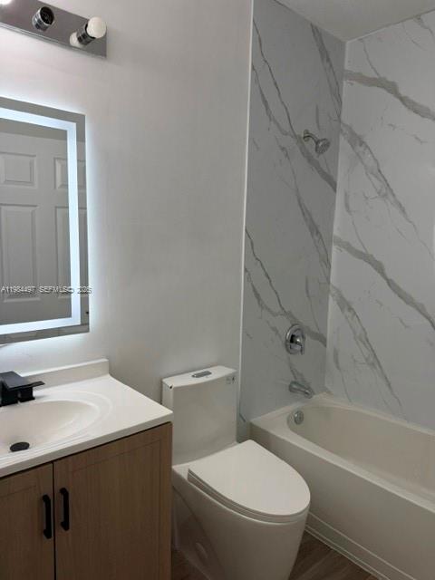 ST MORITZ AT DORAL CONDO - Residential