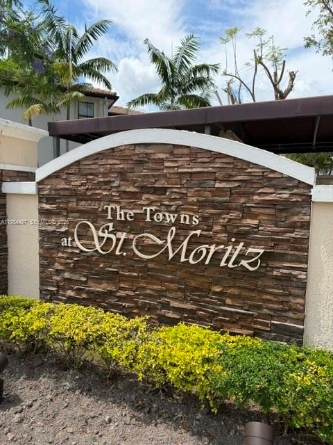 ST MORITZ AT DORAL CONDO - Residential