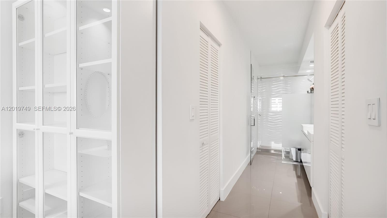 ARLEN HOUSE CONDO - Residential