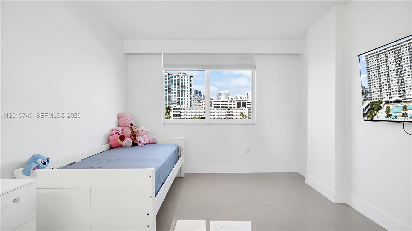 ARLEN HOUSE CONDO - Residential