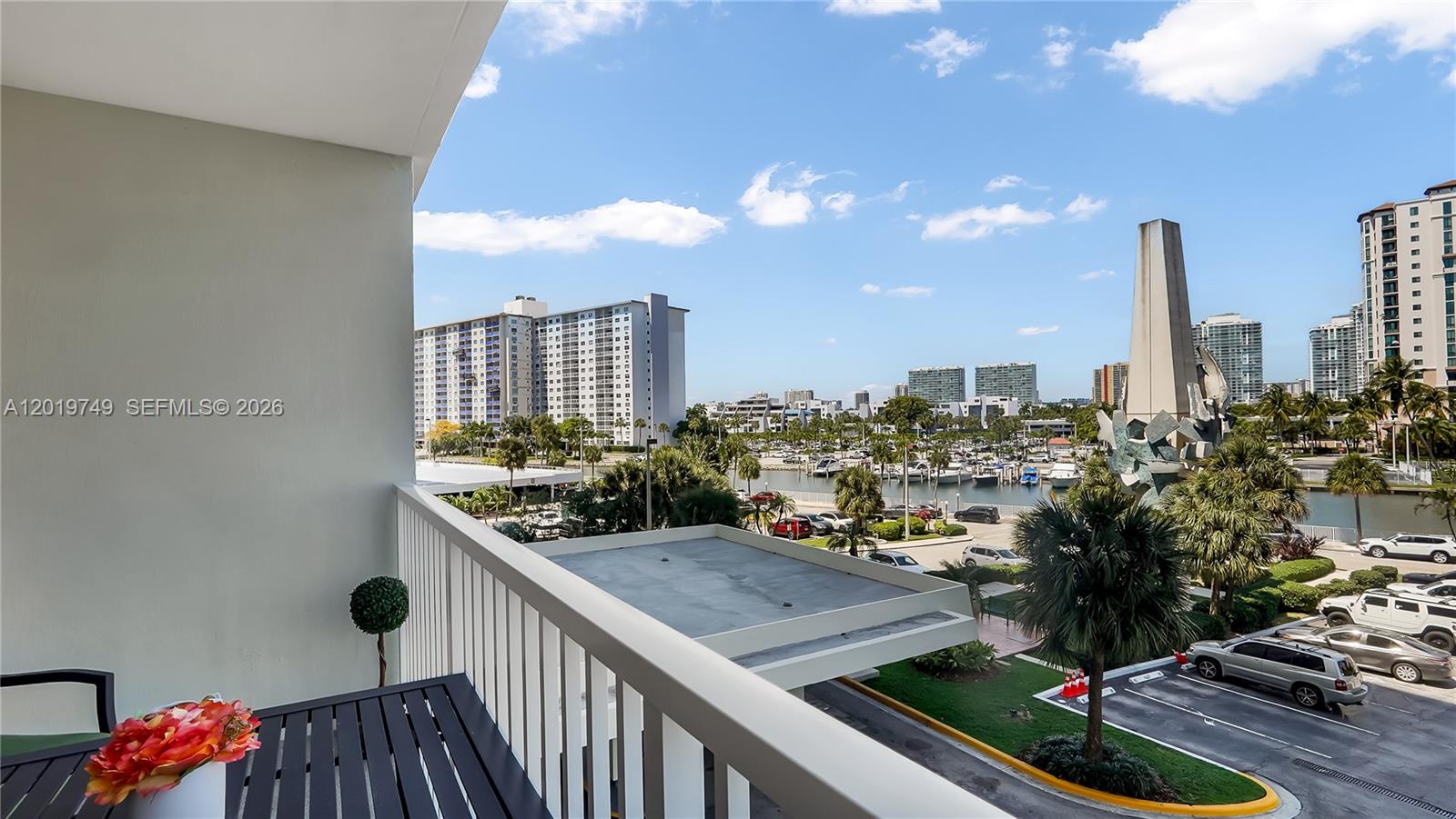 ARLEN HOUSE CONDO - Residential