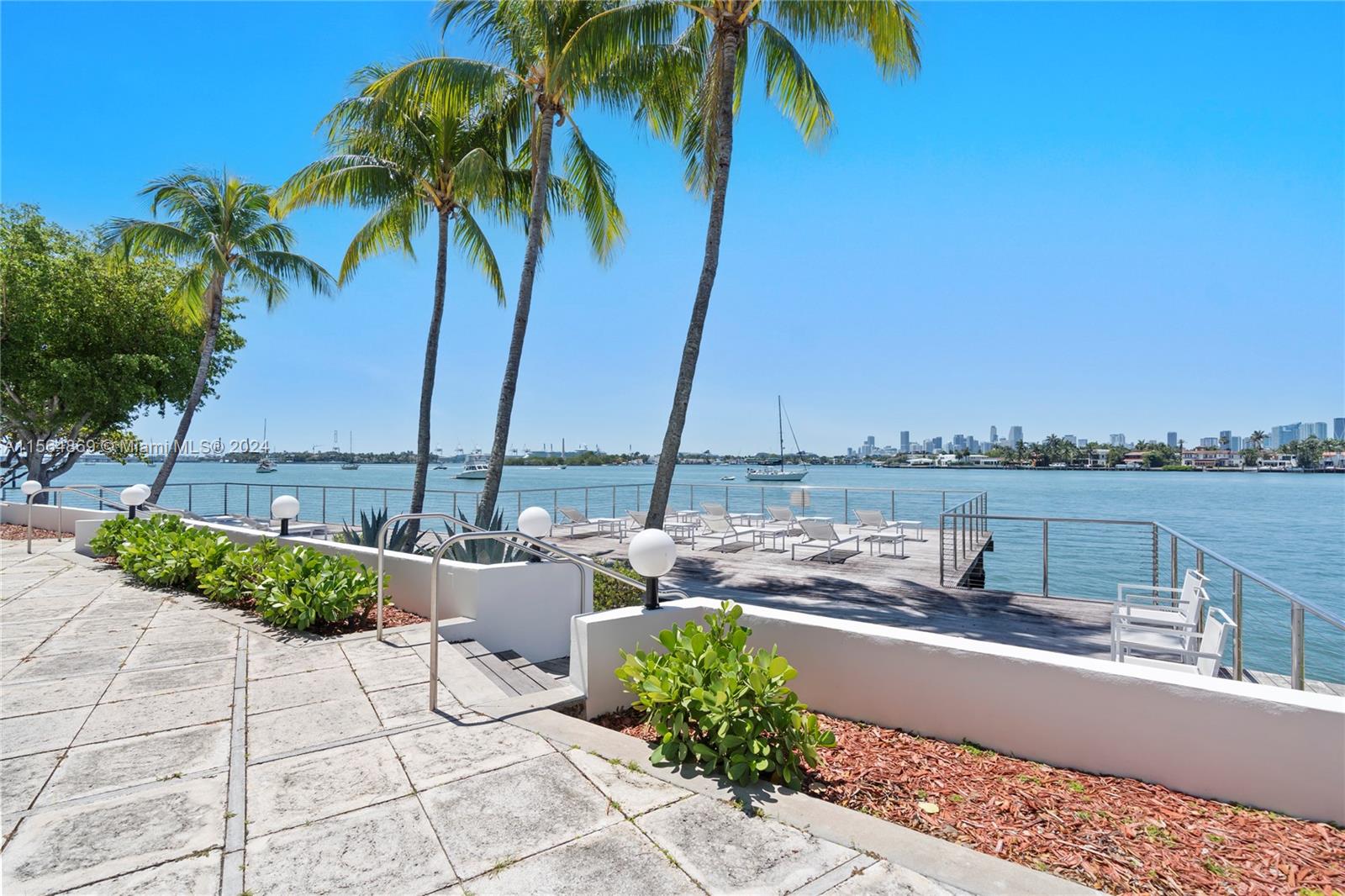 Property for Sale at 3 Island Ave 15 Ph D, Miami Beach, Miami-Dade County, Florida - Bedrooms: 2 
Bathrooms: 2  - $1,545,000