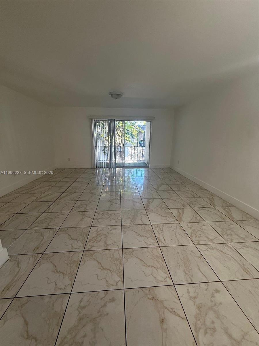 KENDALL ACRES CONDO BLDG - Residential