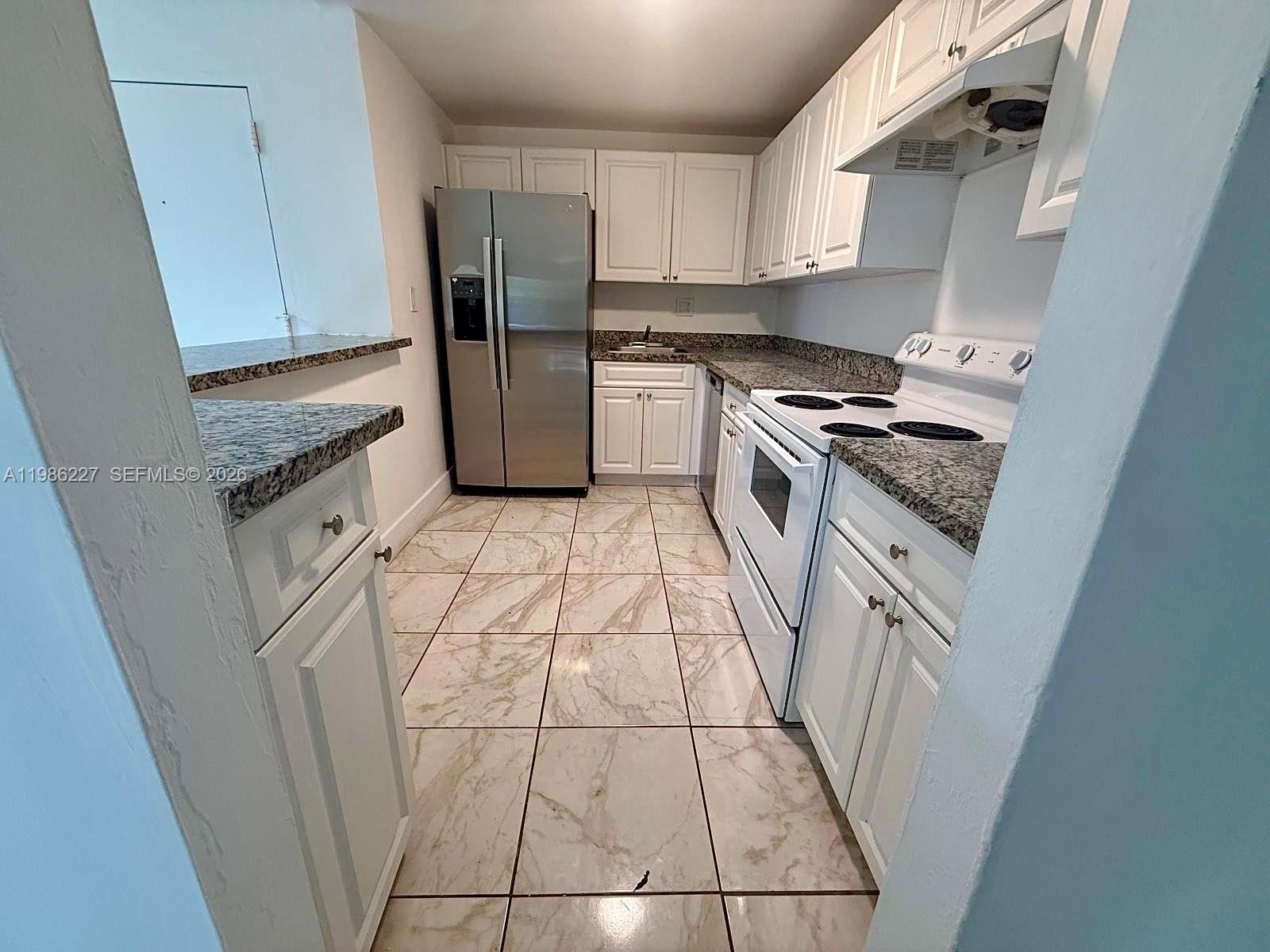 KENDALL ACRES CONDO BLDG - Residential