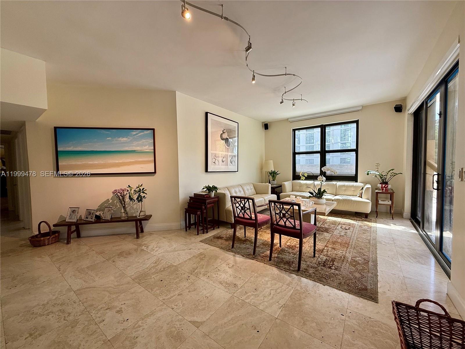 TOWERS OF KEY BISCAYNE CO - Residential Lease