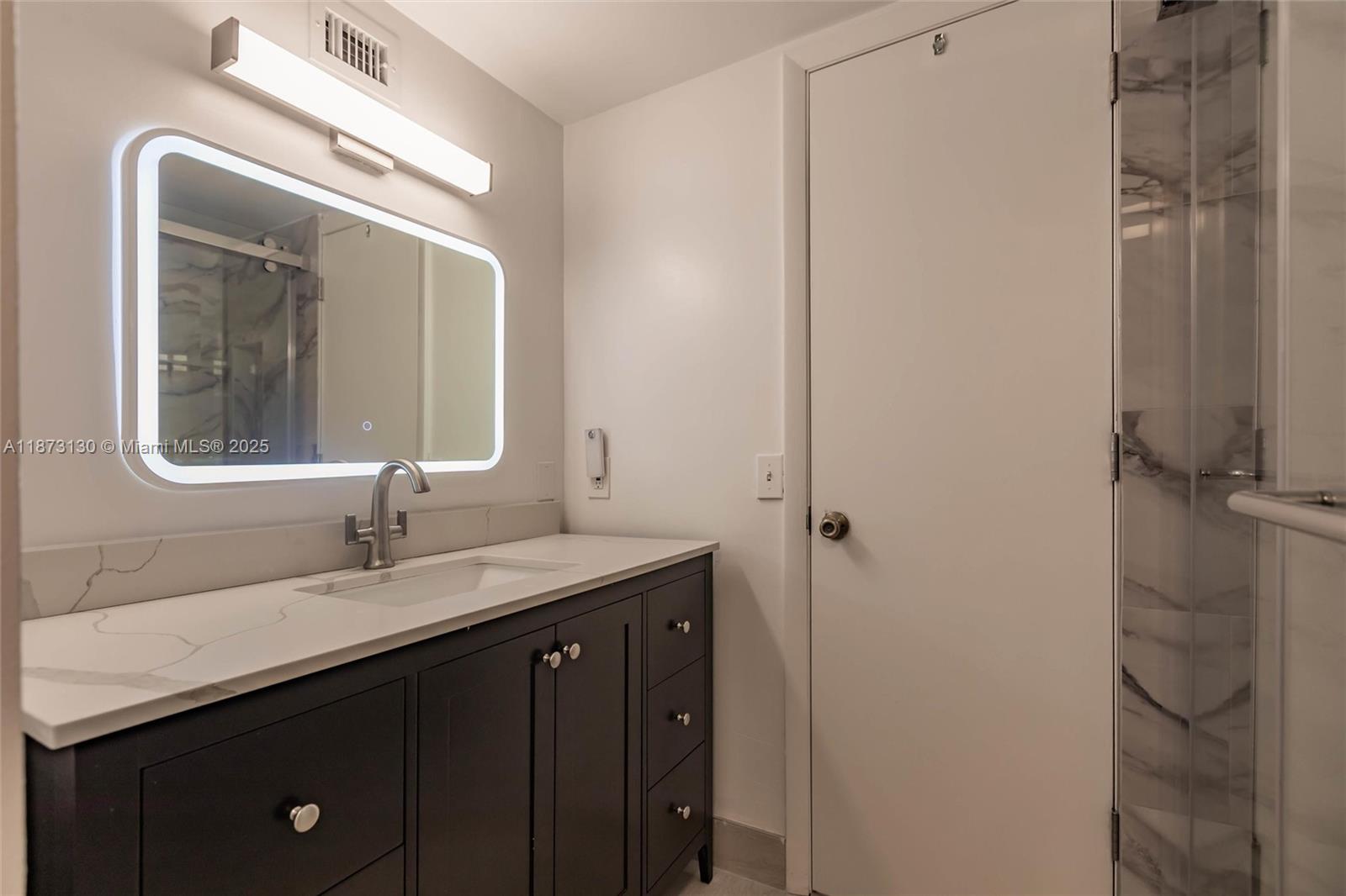 DADELAND COVE SEC 2 - Residential