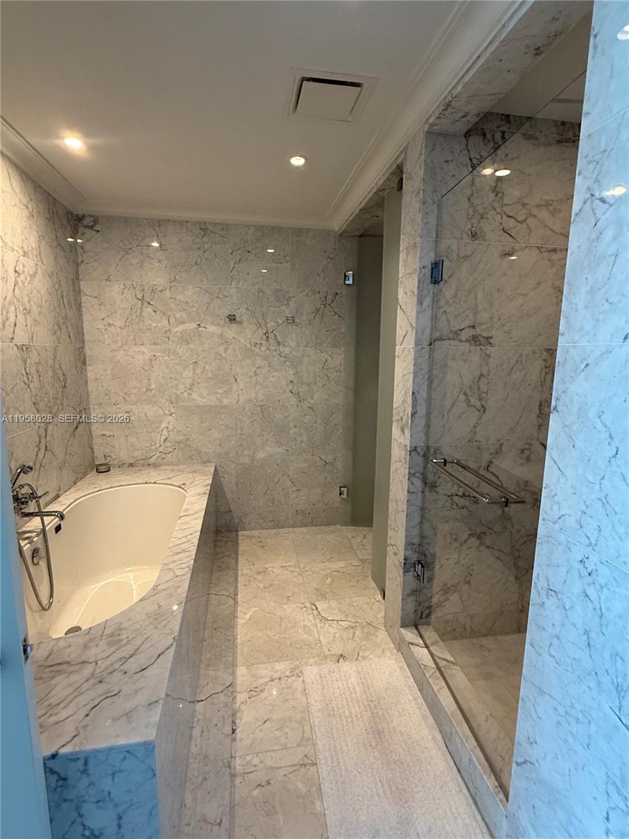 15701 COLLINS CONDO - Residential Lease