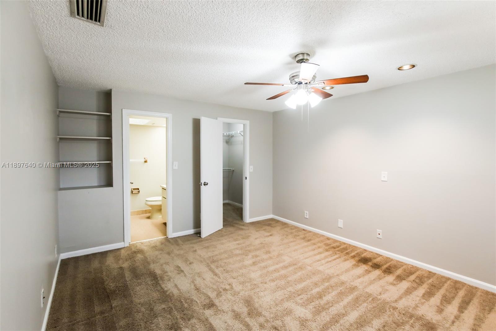 LA MANCHA 2 - Residential Lease