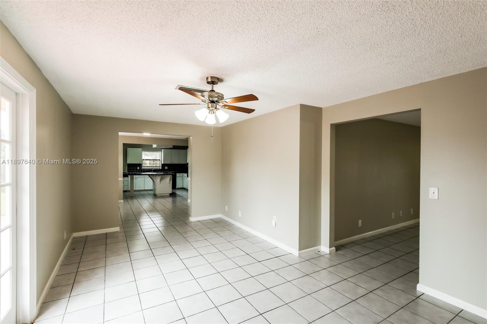 LA MANCHA 2 - Residential Lease