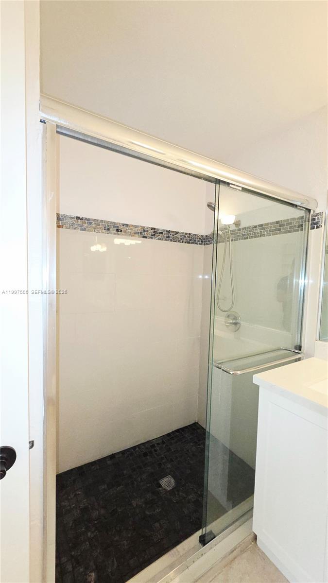 SAWGRASS ESTATES - Residential Lease