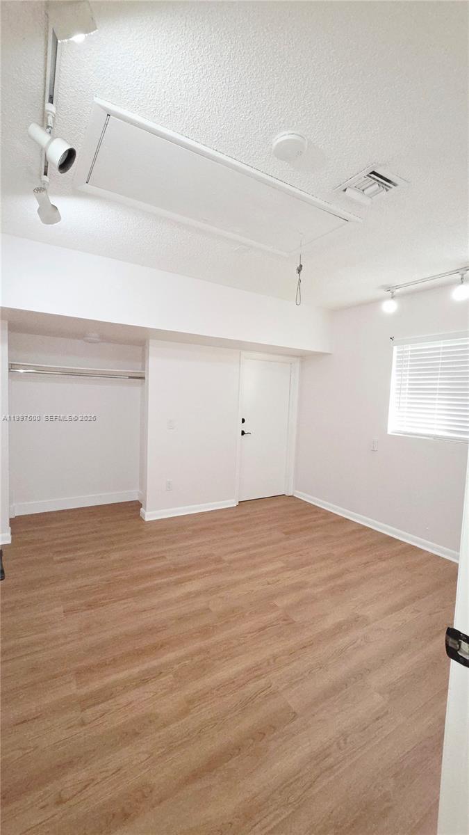 SAWGRASS ESTATES - Residential Lease