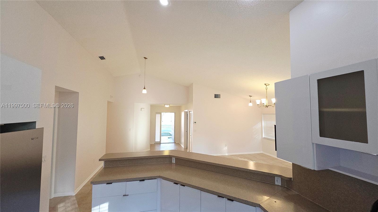 SAWGRASS ESTATES - Residential Lease