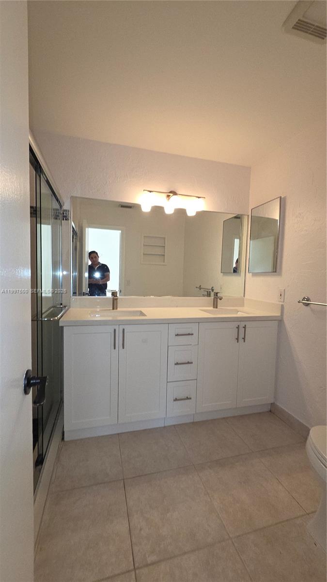 SAWGRASS ESTATES - Residential Lease