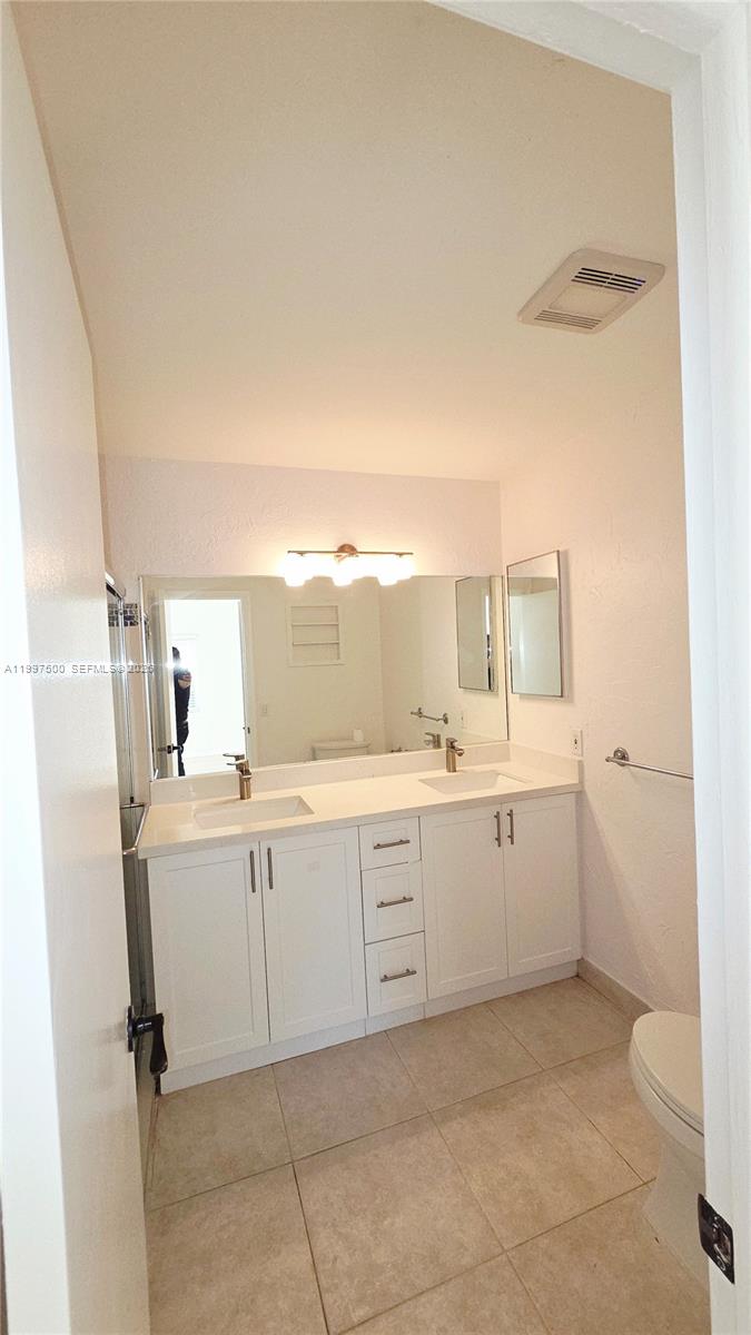 SAWGRASS ESTATES - Residential Lease