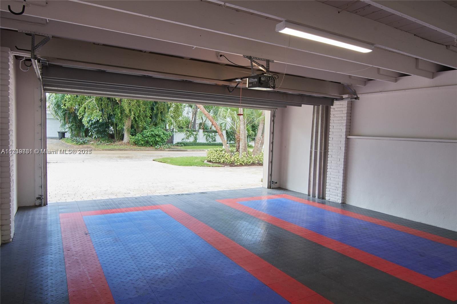 BEACH WAY HEIGHTS UNIT - Residential Lease