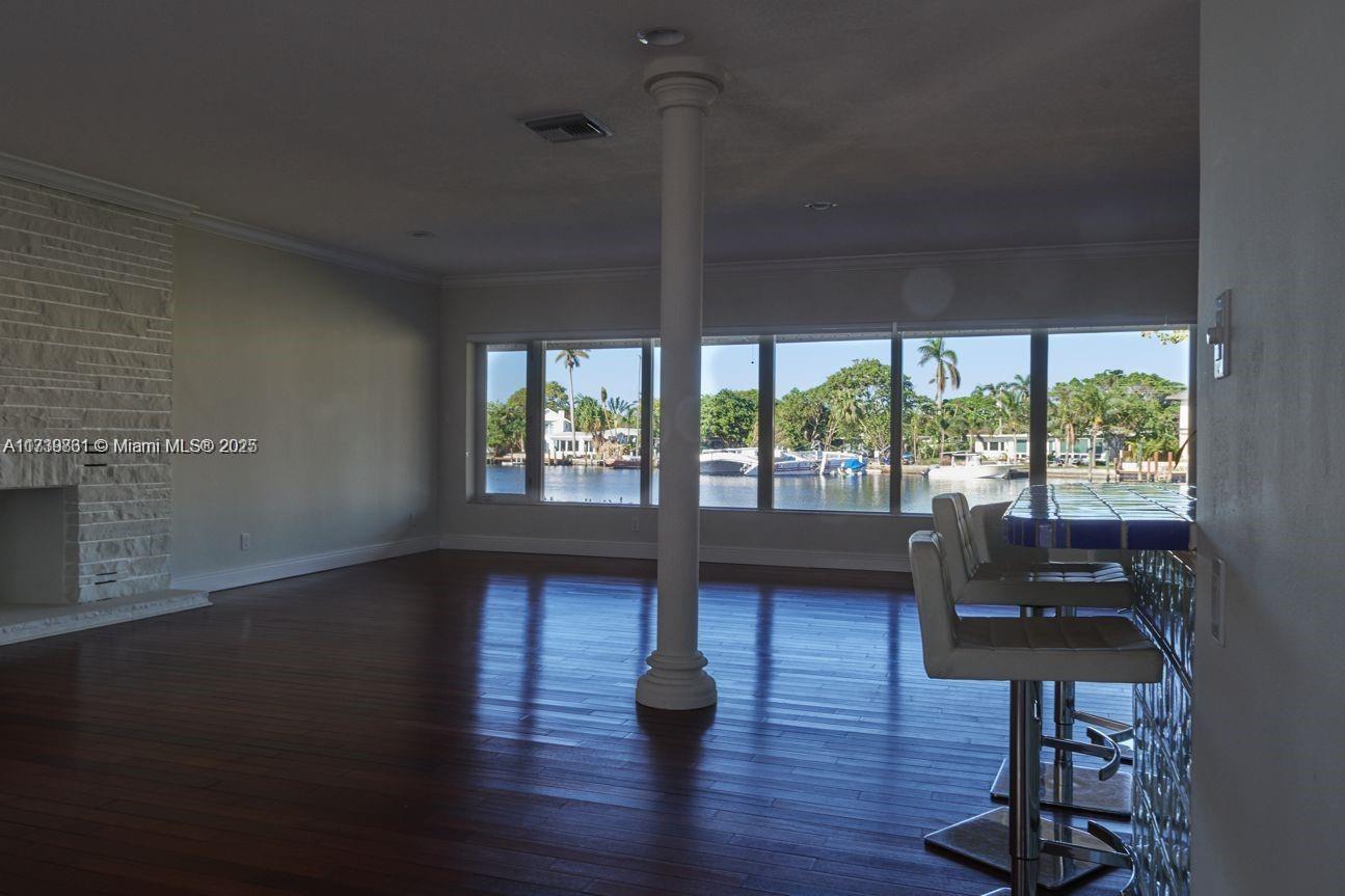 BEACH WAY HEIGHTS UNIT - Residential Lease