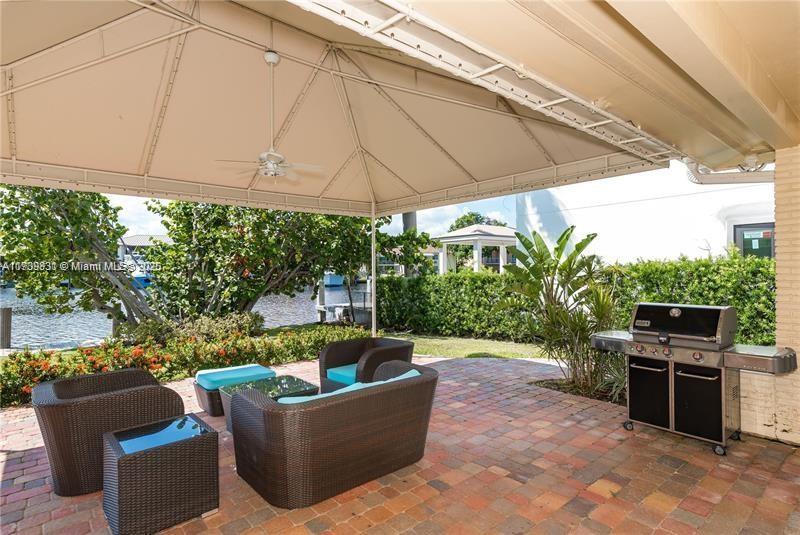 BEACH WAY HEIGHTS UNIT - Residential Lease