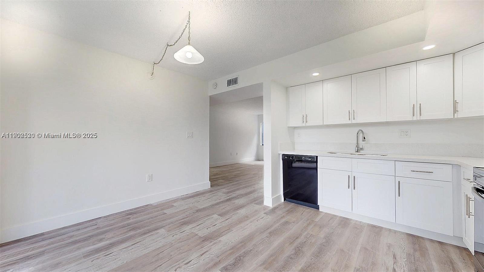 HORIZONS WEST CONDO #2 - Residential Lease