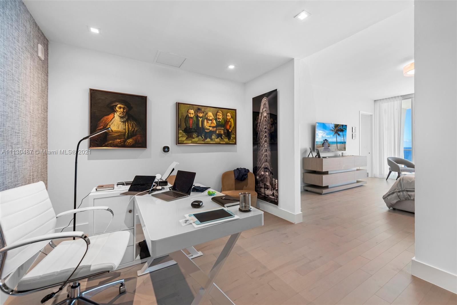 JADE SIGNATURE CONDO - Residential