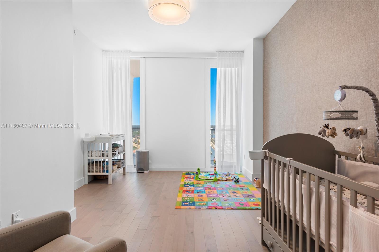 JADE SIGNATURE CONDO - Residential