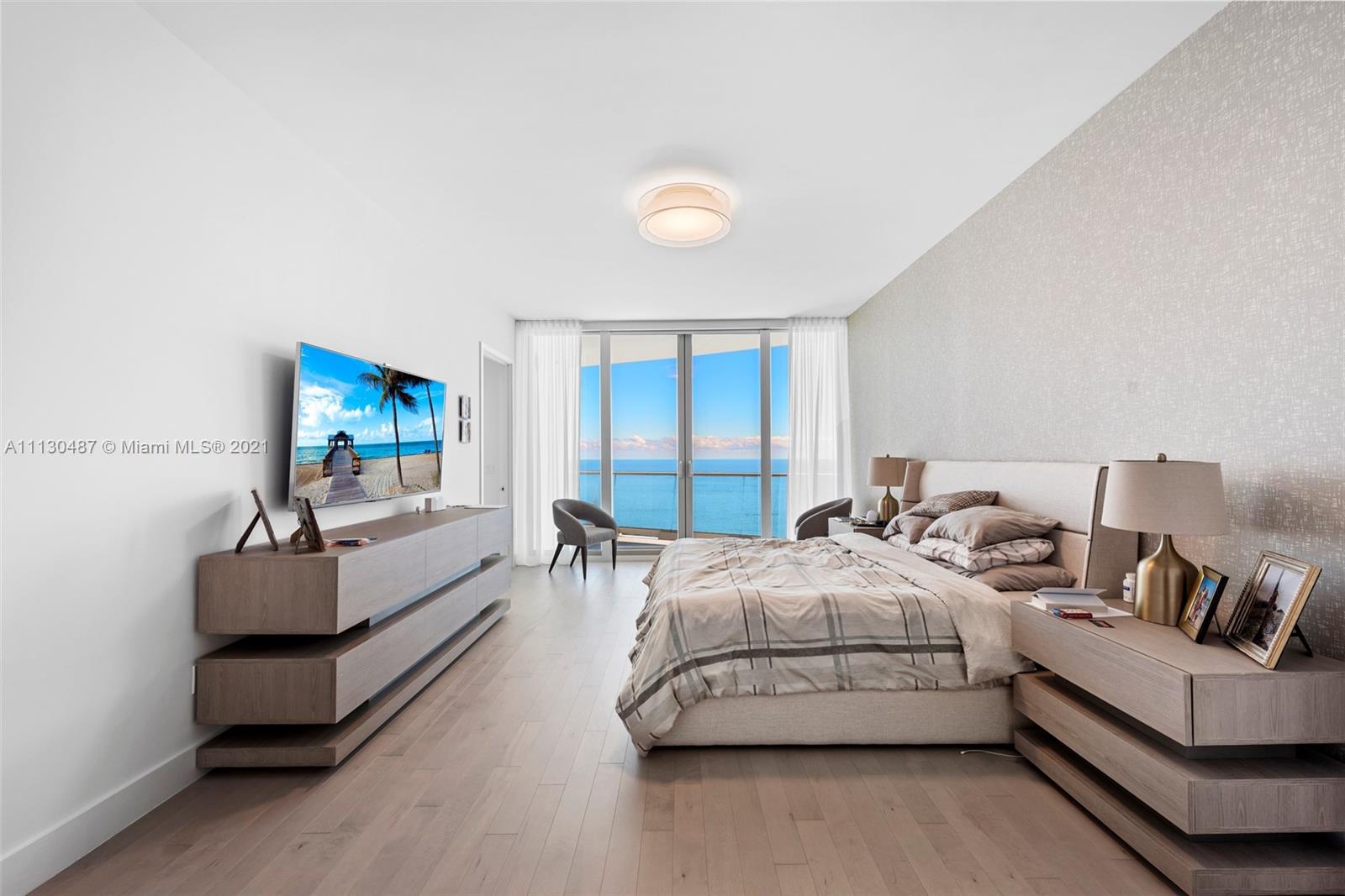 JADE SIGNATURE CONDO - Residential