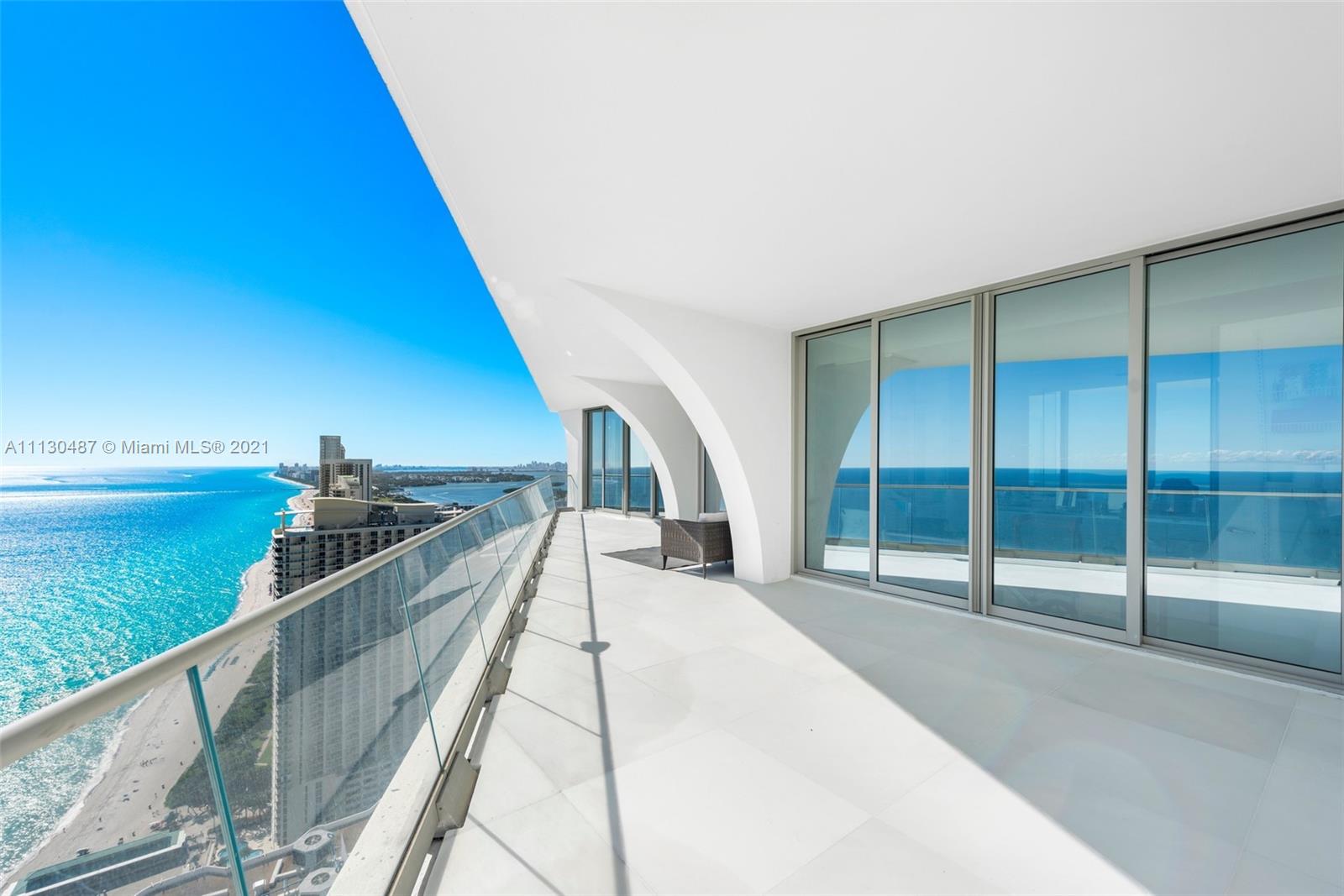 JADE SIGNATURE CONDO - Residential