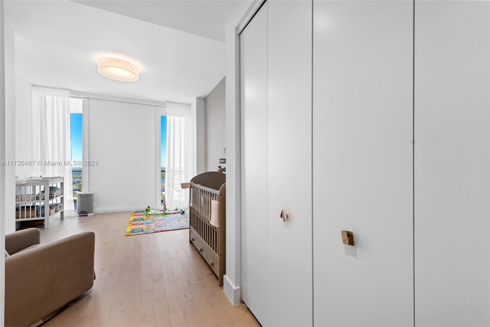 JADE SIGNATURE CONDO - Residential