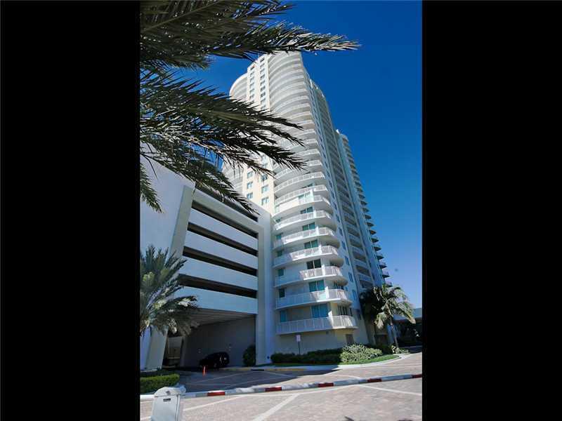 Stunning 1/1.5 unit overlooking the Diplomat Golf Course and pool area. Great for investors, no rental restrictions! Modern stainless steel & granite kitchen, high-impact windows, 5-star amenities include 24 hr security, valet,concierge, heath club, gorge ous pool, spa, gym, tennis courts, theater and business center.Great central location close to the beach, shops and restaurants.HOA includes basic cable,internet and Total Insurance. Washer/dryer in each unit.Tenant occup. until 07/14.Please 24 hrs.notic.
