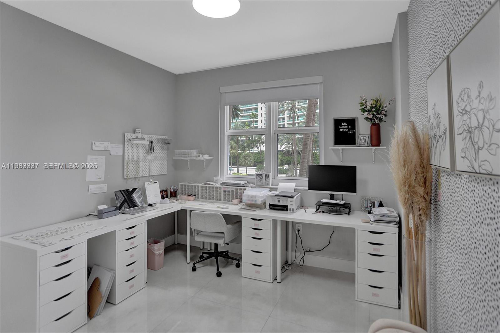 TURNBERRY VLG NO TOWER CO - Residential Lease