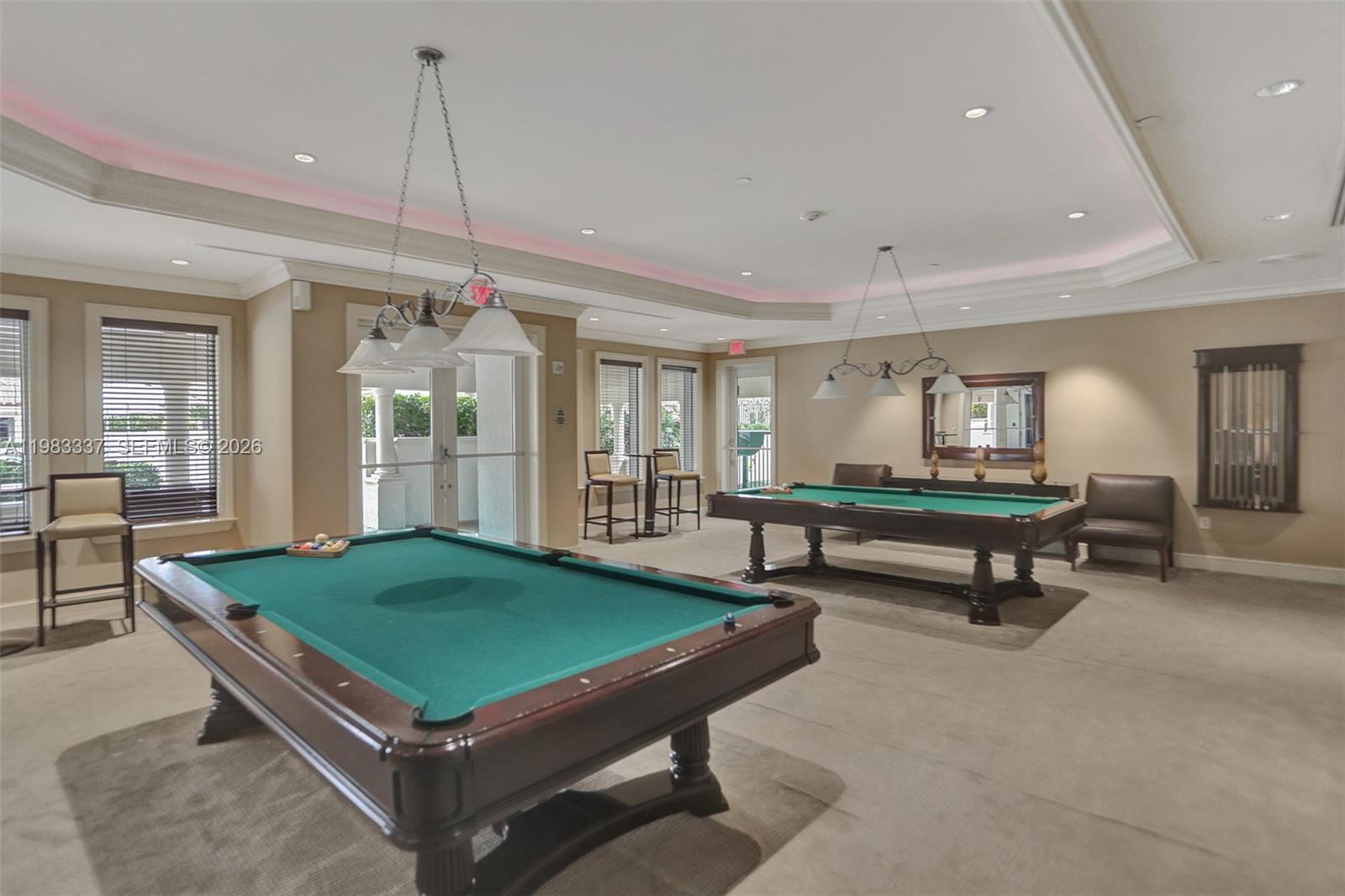 TURNBERRY VLG NO TOWER CO - Residential Lease