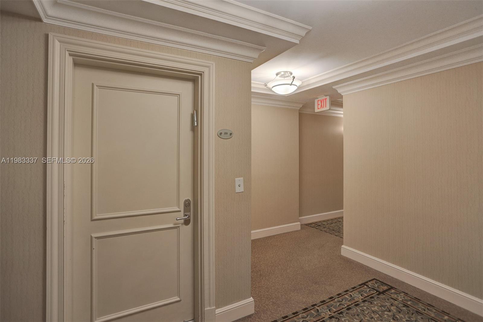 TURNBERRY VLG NO TOWER CO - Residential Lease