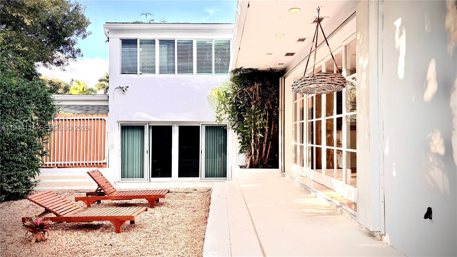 BRICKELLS FLAGLER - Residential Lease