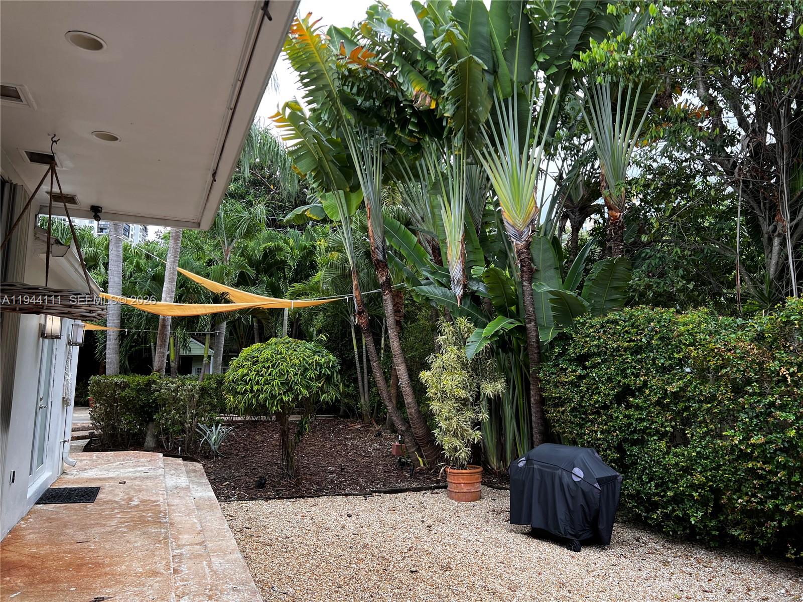 BRICKELLS FLAGLER - Residential Lease