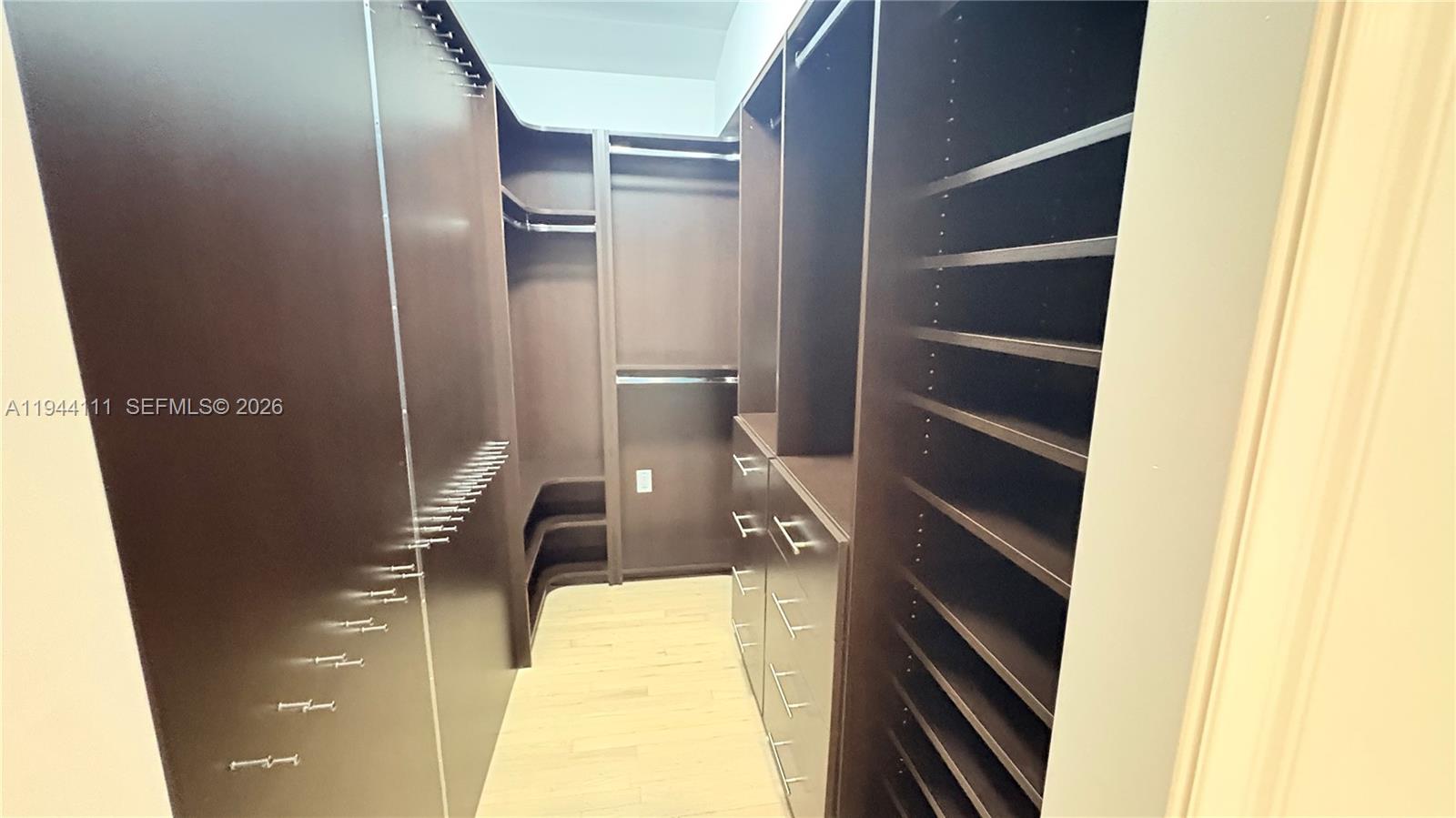 BRICKELLS FLAGLER - Residential Lease