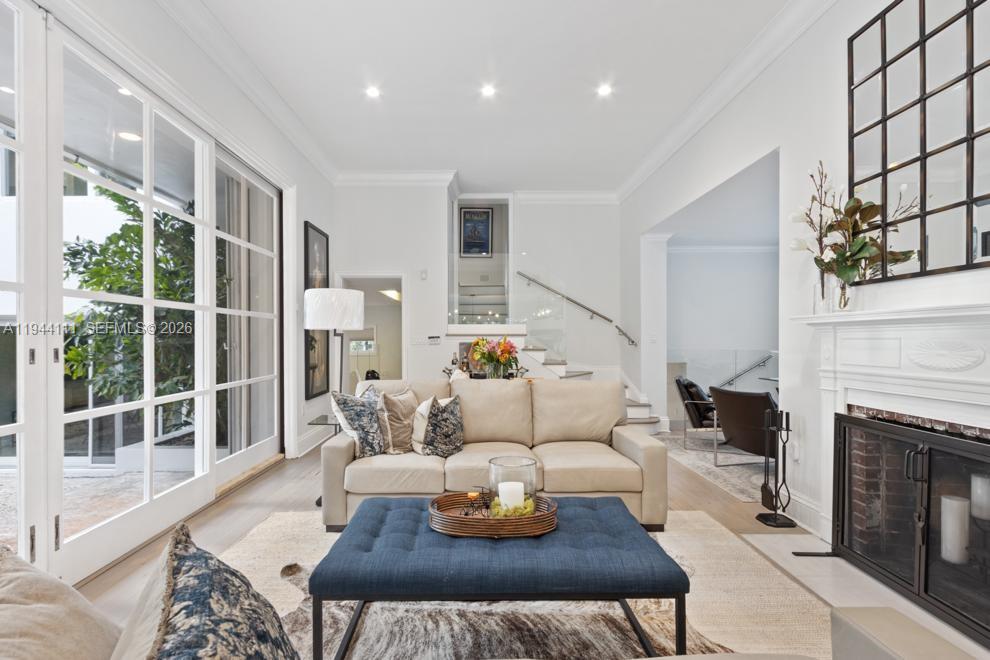 BRICKELLS FLAGLER - Residential Lease